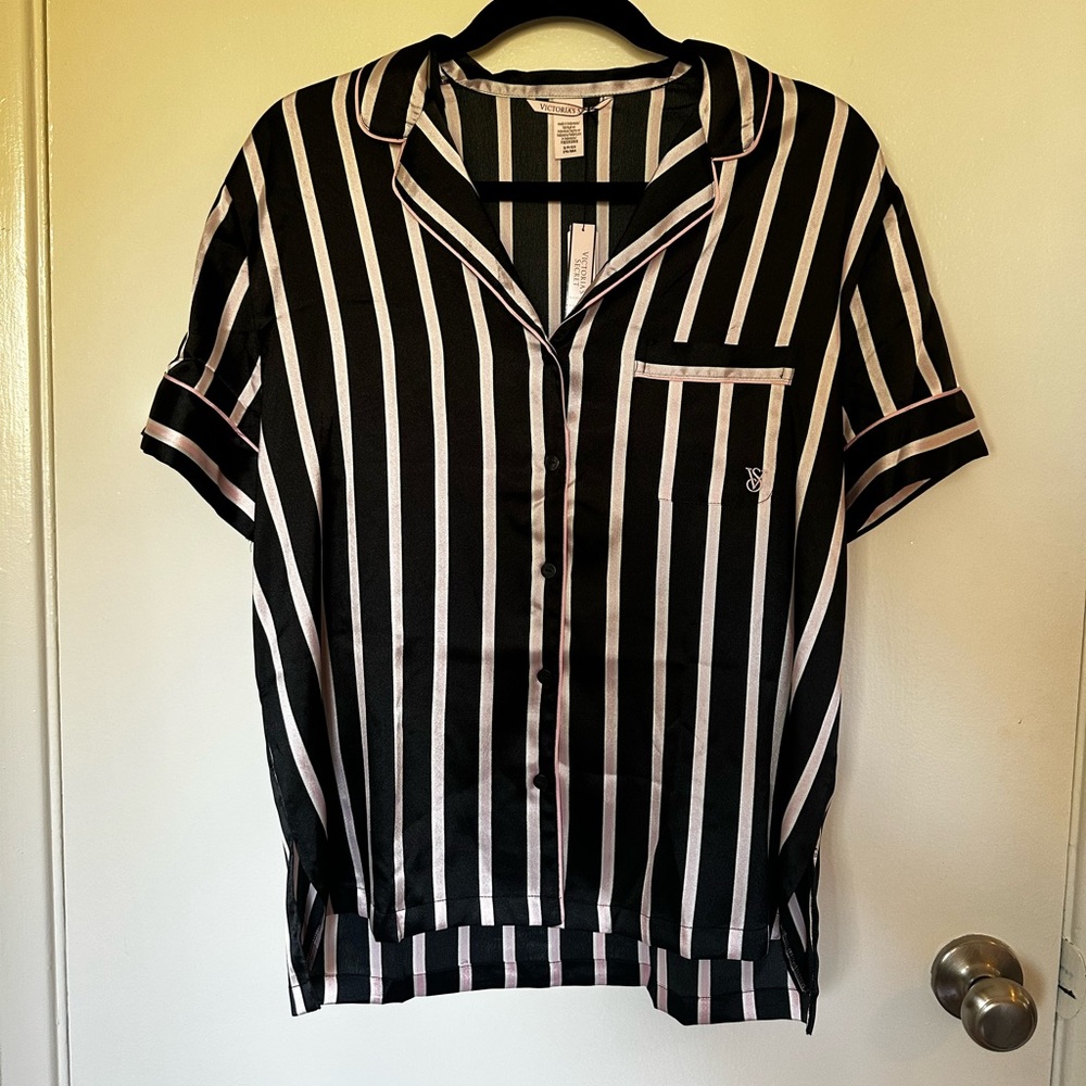 Victoria’s Secret Satin Pajama Set - never worn!